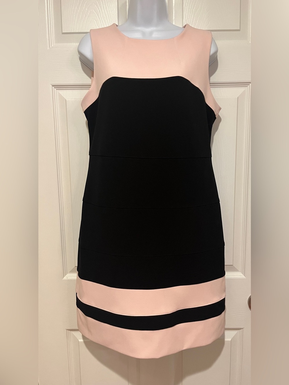 Tommy Hilfiger Black and Blush Pink Colorblocked Sleeveless Midi Dress